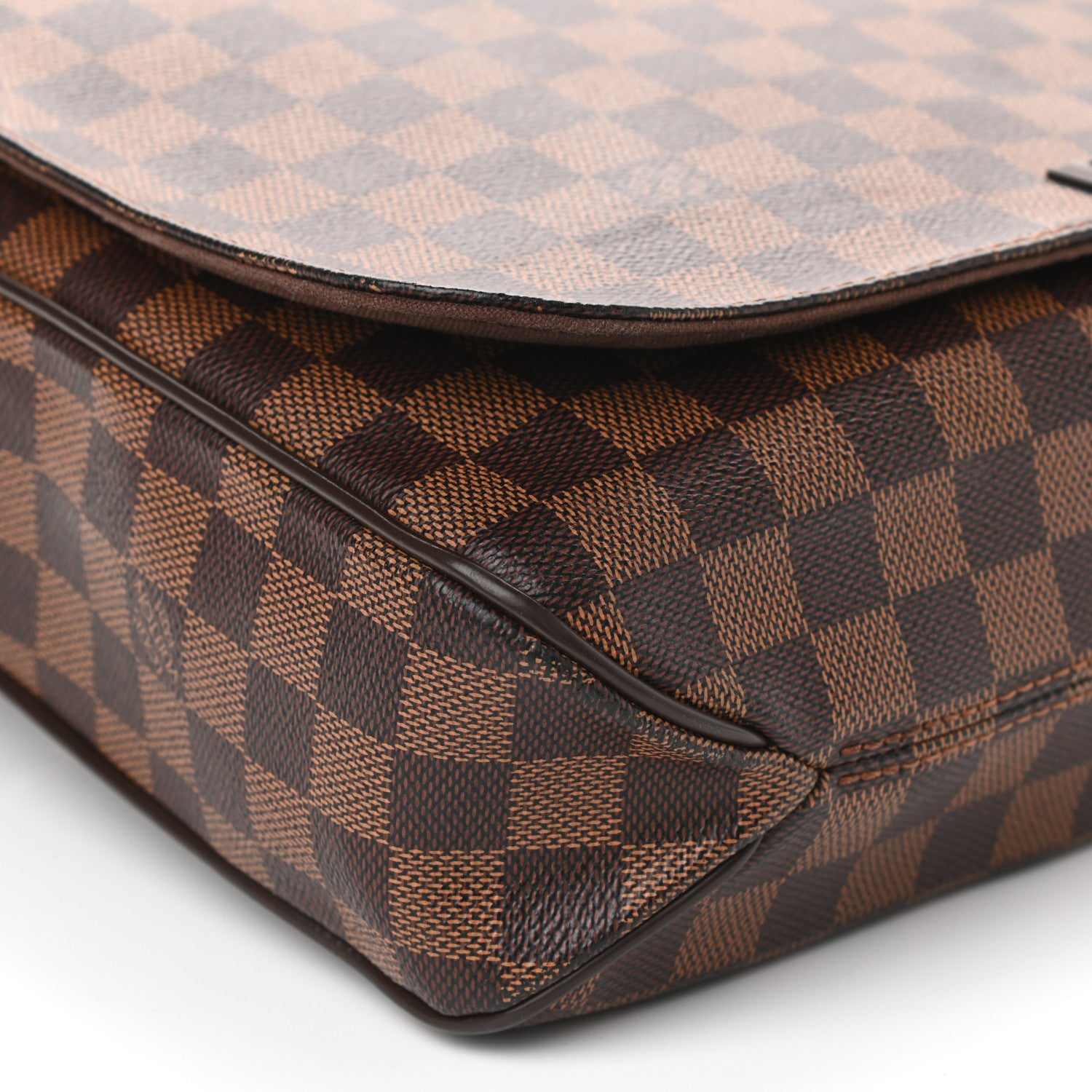 Louis Vuitton Damier Ebene District MM 8 of 9