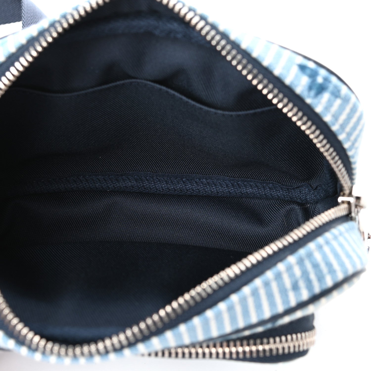 Louis Vuitton Hickory Stripes Denim Monogram Watercolor Outdoor Pouch Blue 5 of 9