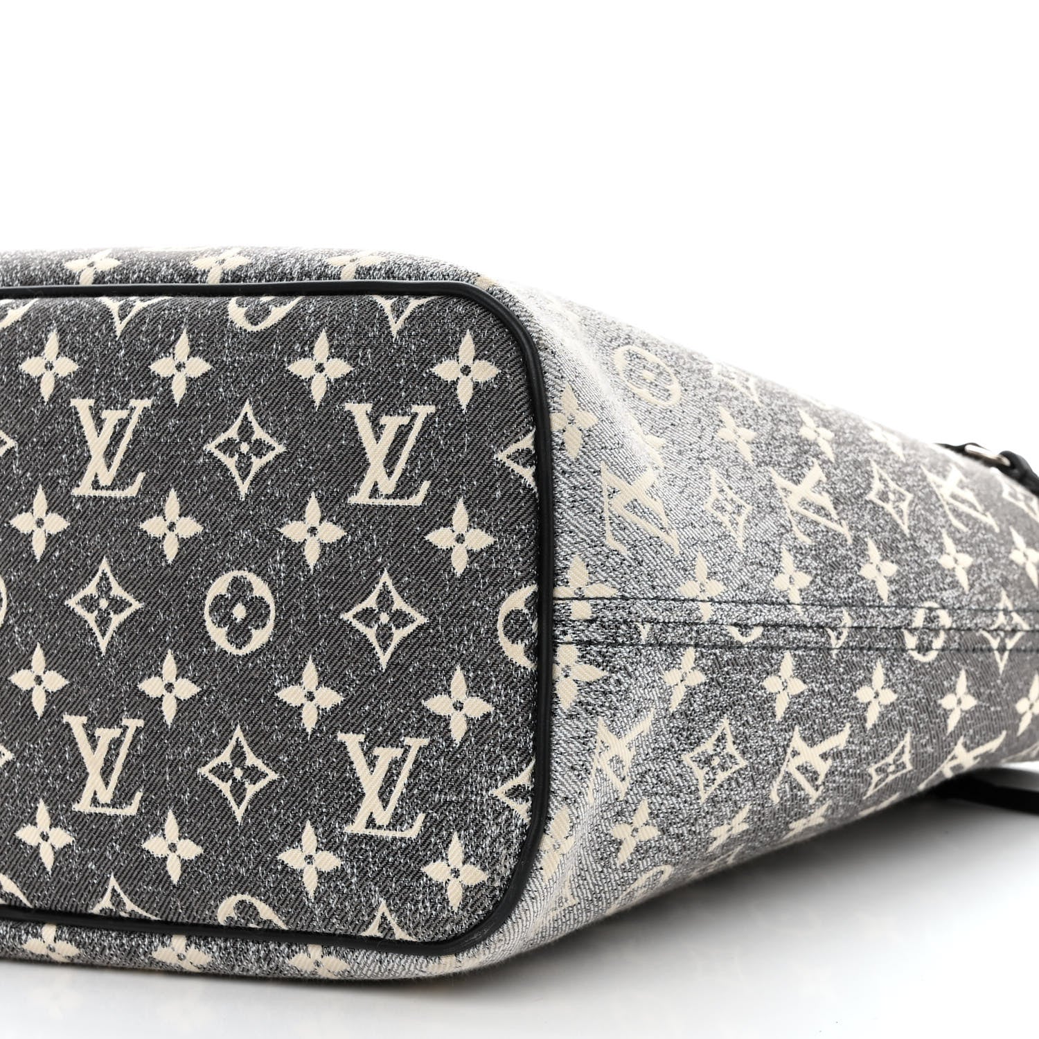 Louis Vuitton Denim Monogram Jacquard Neverfull MM Grey 11 of 11