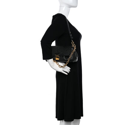 Louis Vuitton Empreinte Monogram Giant Favorite Black 2 of 9