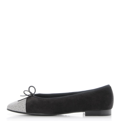 Chanel Kid Suede Hologram Cap Toe CC Ballerina Flats 41.5 Black White 1 of 9