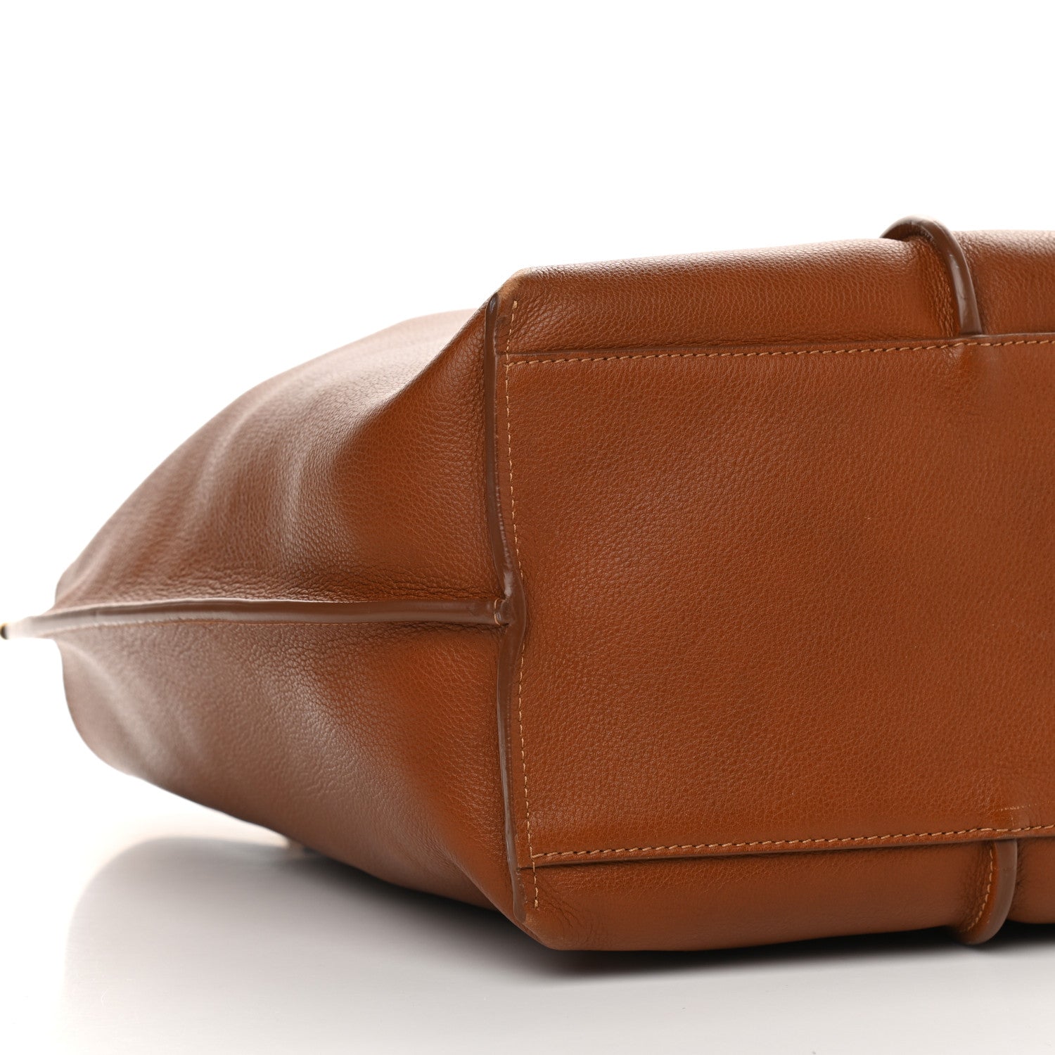 Chloe Smooth Calfskin Medium Vick Tote Caramel 10 of 15