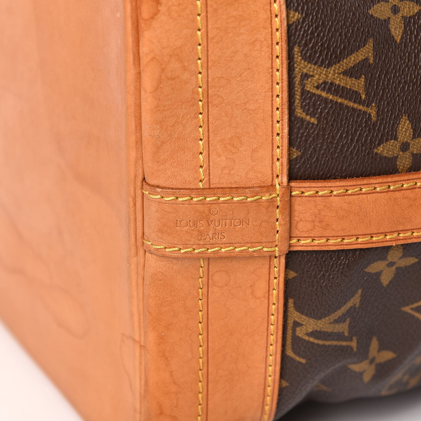 Monogram Noe