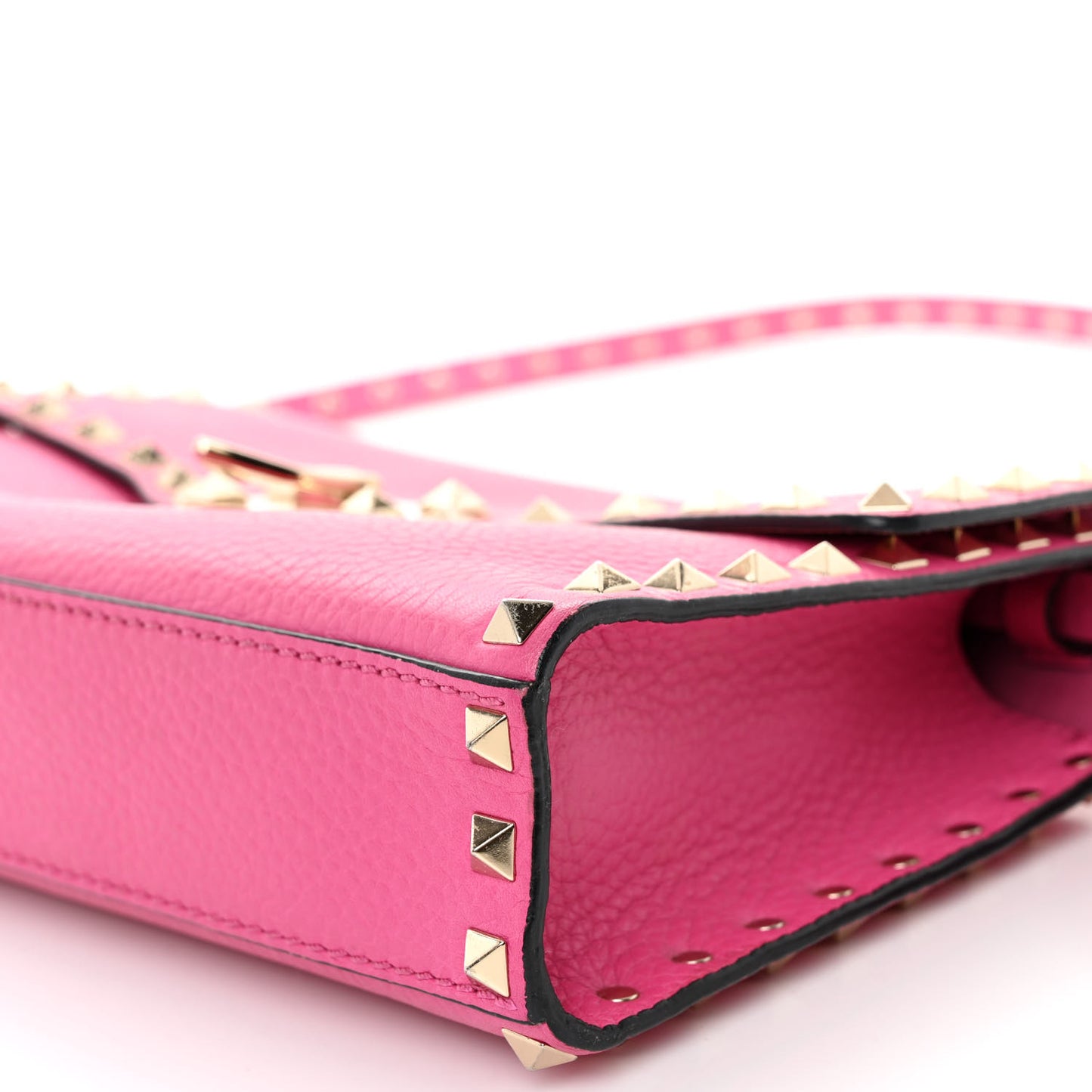 Pebbled Calfskin Medium Rockstud Flip Lock Crossbody Bag Pink Orchid