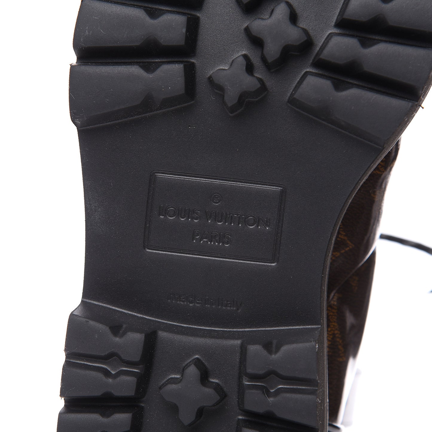 Monogram Glaze Mens Outland Ankle Boots 8 Ebene
