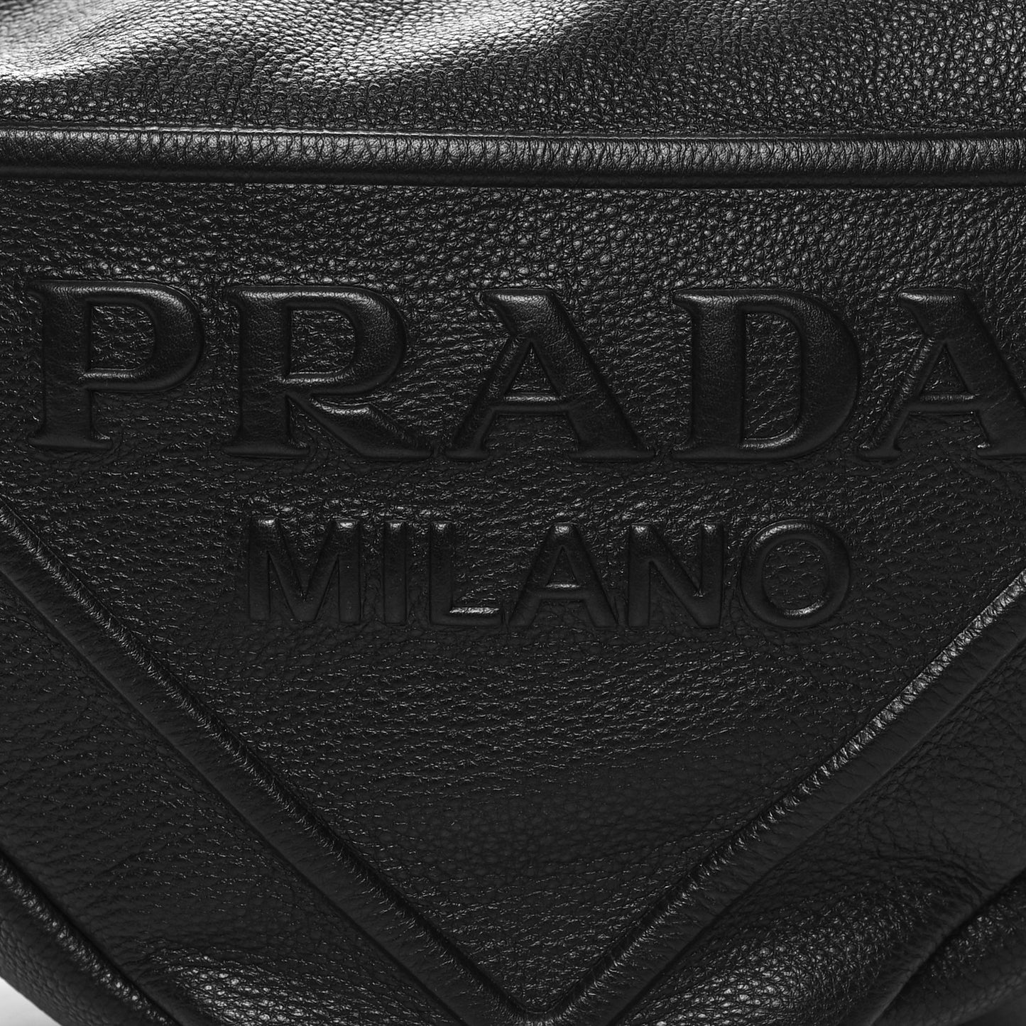 Vitello Daino Triangle Shoulder Bag Black