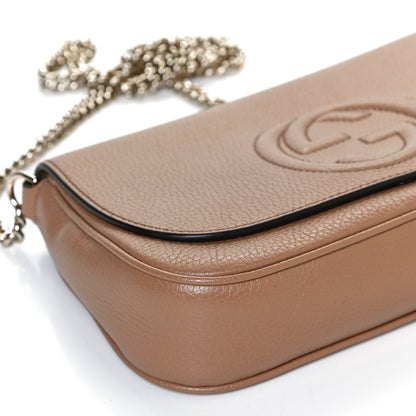 Gucci Pebbled Calfskin Medium Soho Flap Crossbody Camelia 13 of 13