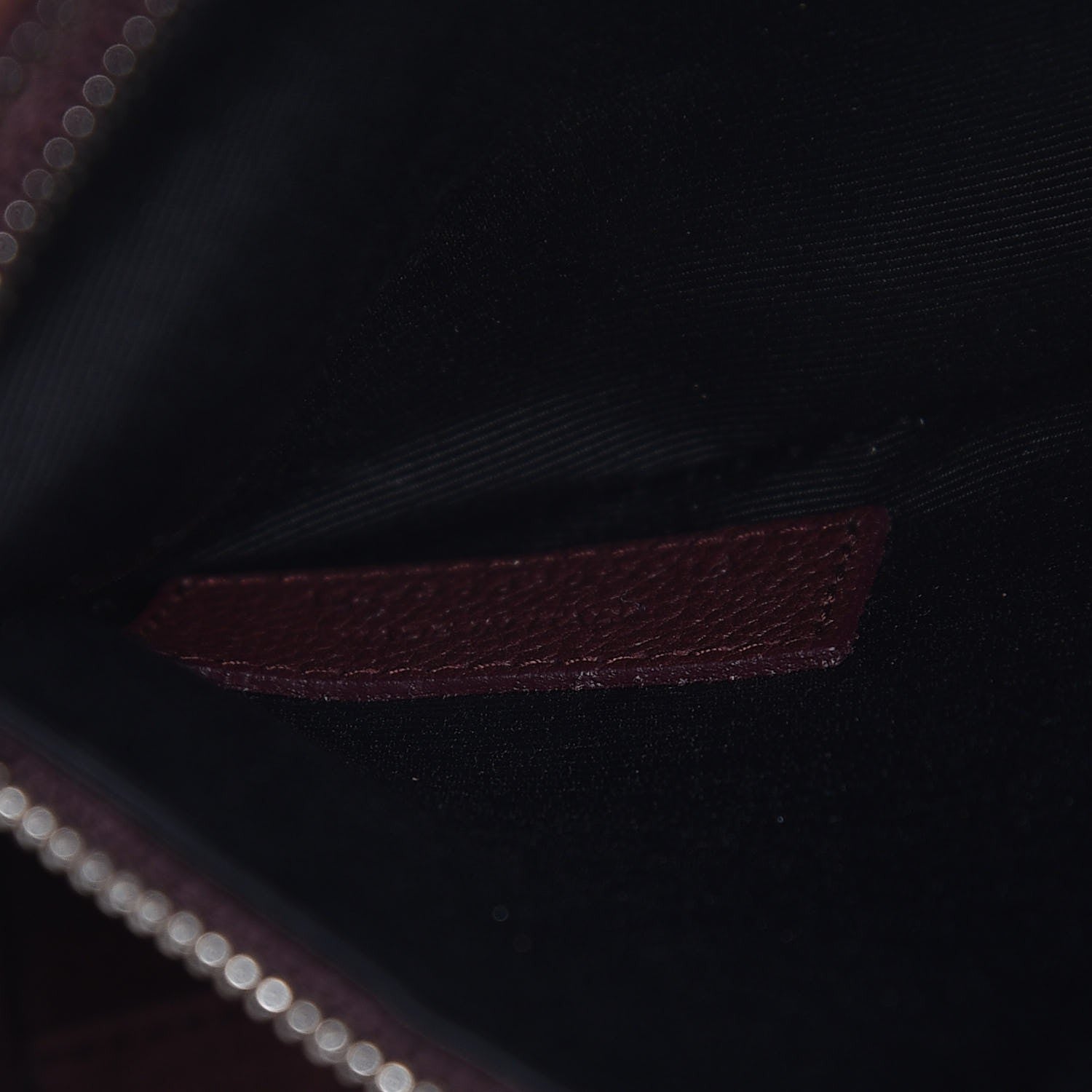 Saint Laurent Grained Calfskin Small Cabas Rive Gauche Amaranto 7 of 7