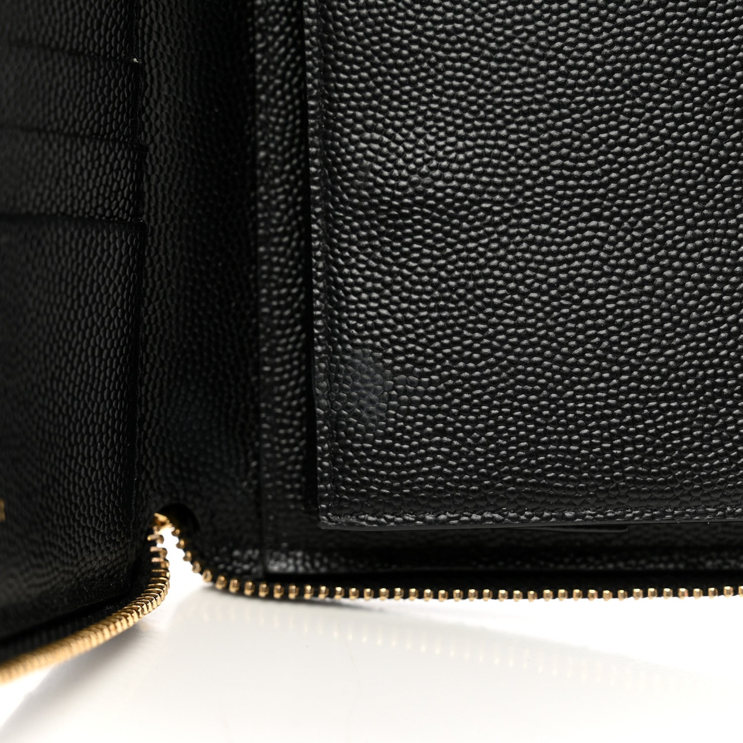 Saint Laurent Grain De Poudre Matelasse Chevron Monogram Compact Zip Around Wallet Black 7 of 9