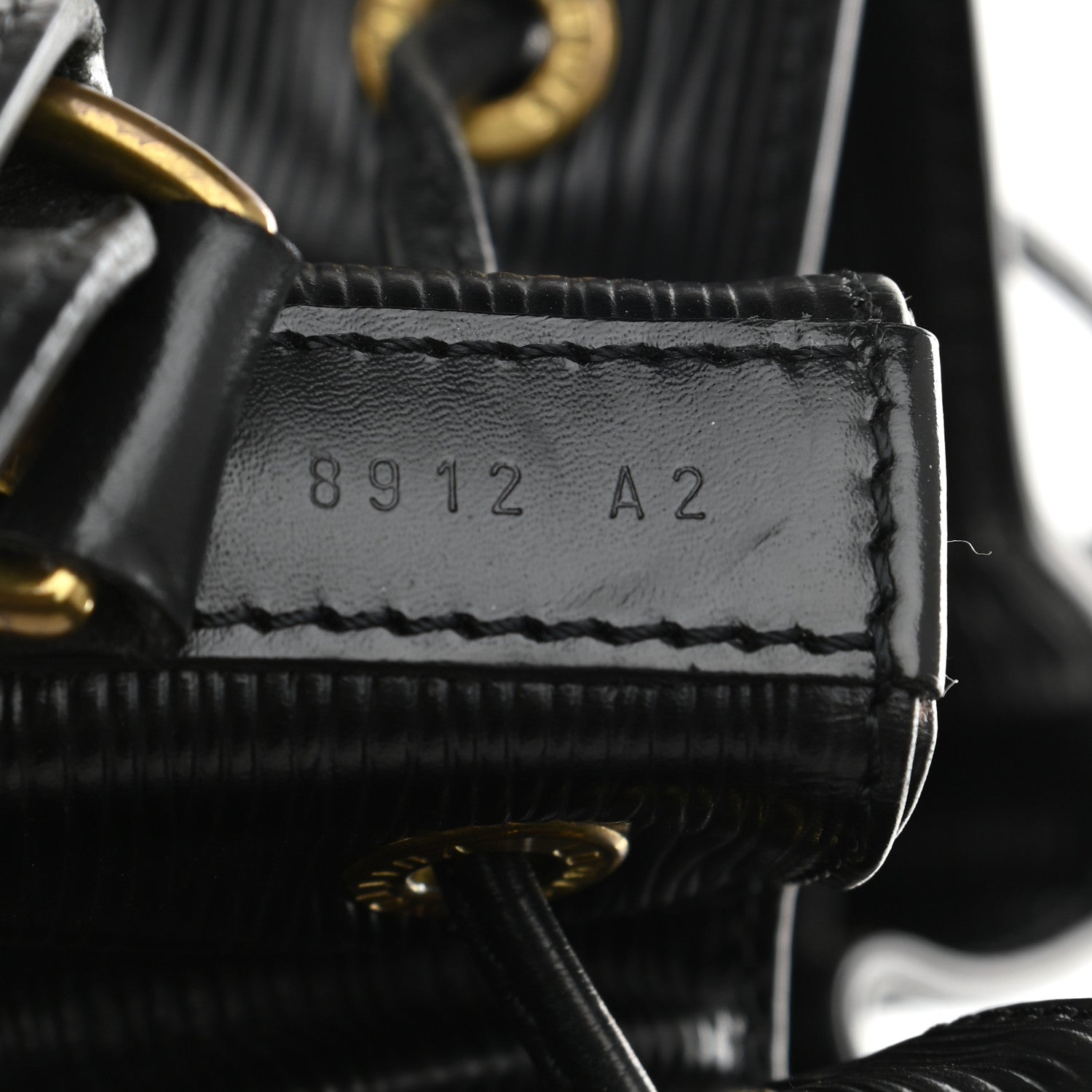 Louis Vuitton Epi Noe Black 7 of 13