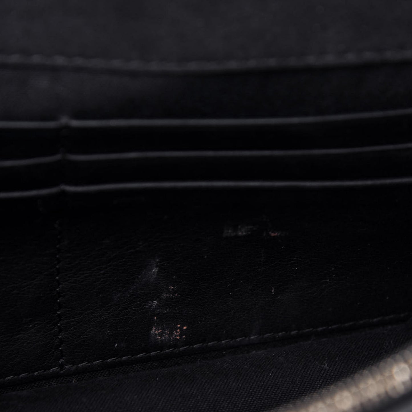Vitello Flamingo Tube Wallet on Chain Black