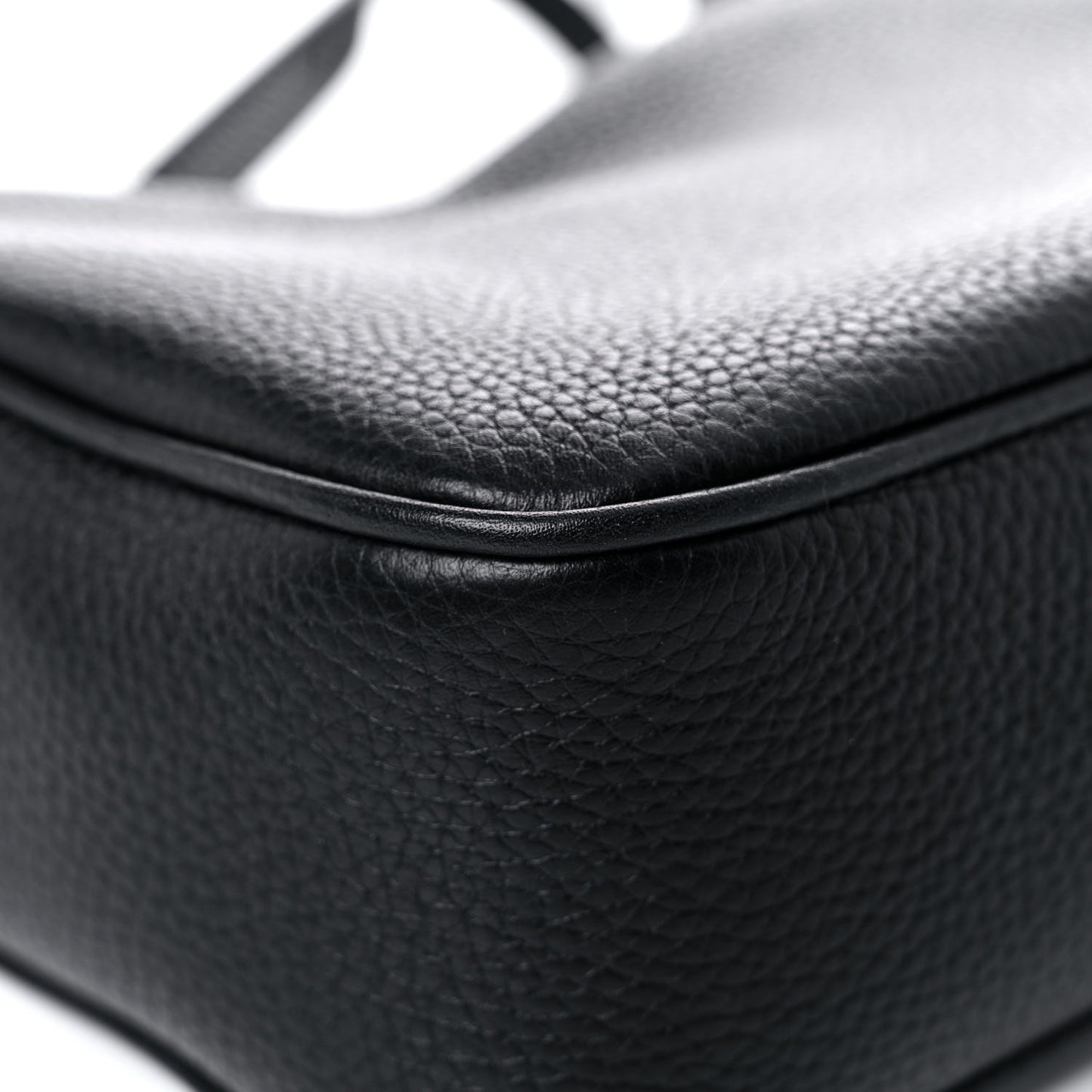 Pebbled Calfskin Small Soho Disco Bag Black