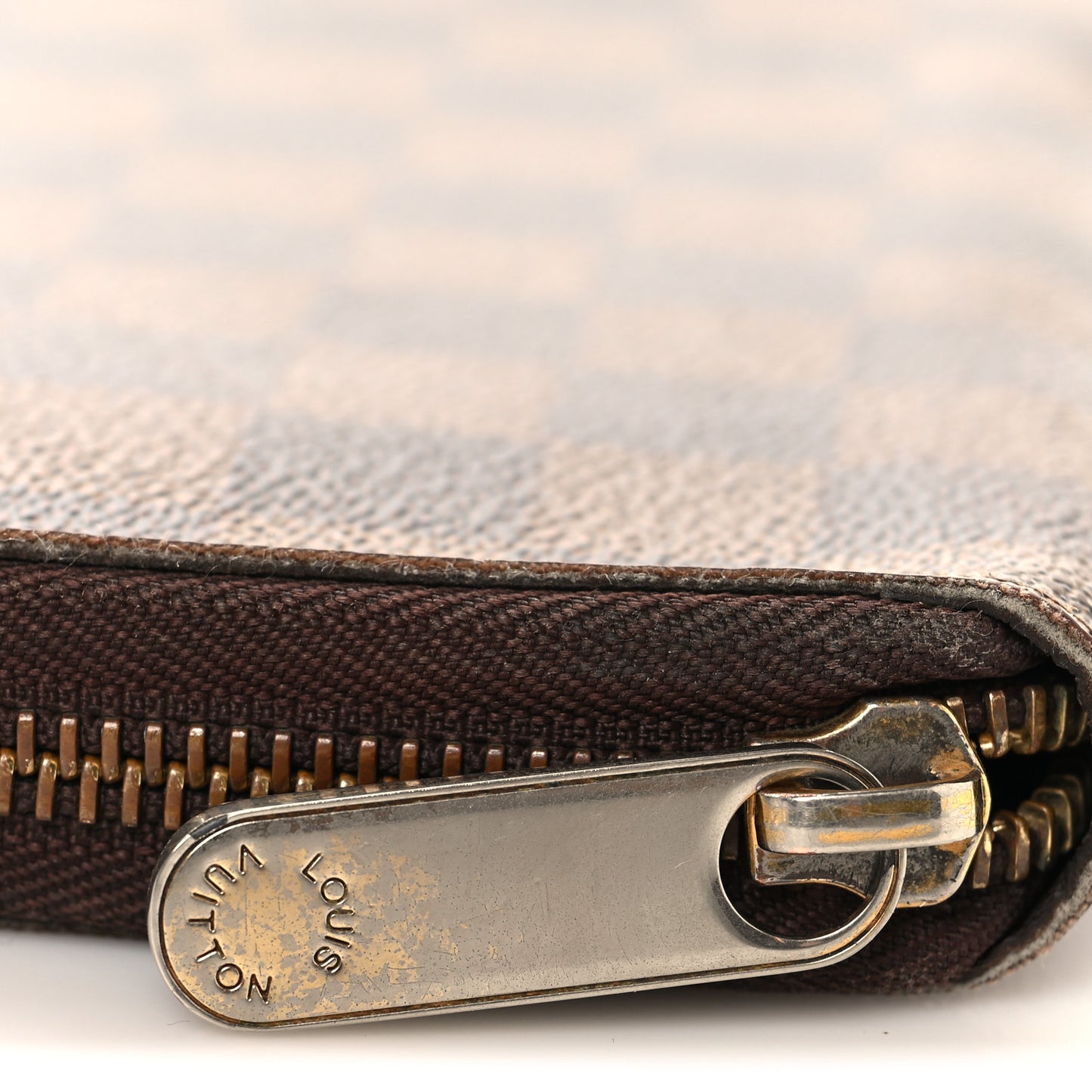 Damier Ebene Zippy Organizer Wallet