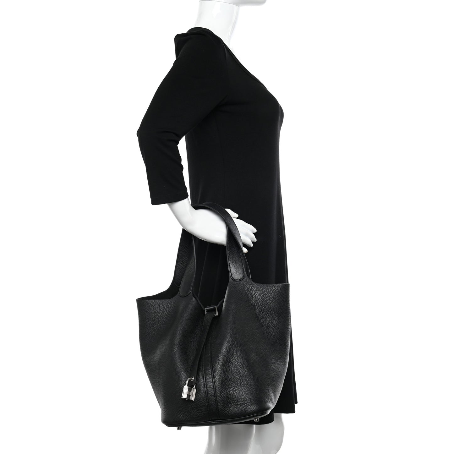 Taurillon Clemence Picotin Lock 26 GM Black