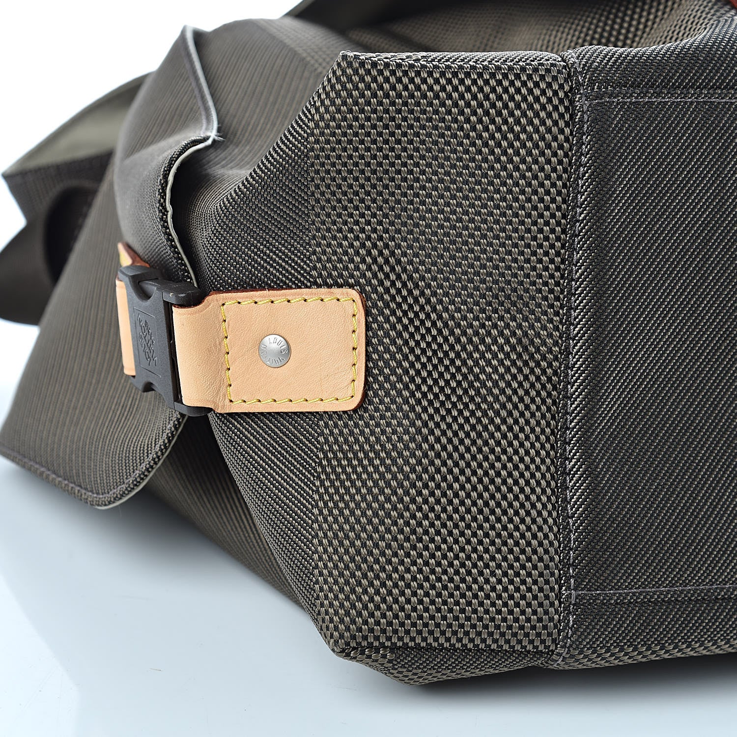 Louis Vuitton Damier Geant Belier Messenger Bag Terre 9 of 10