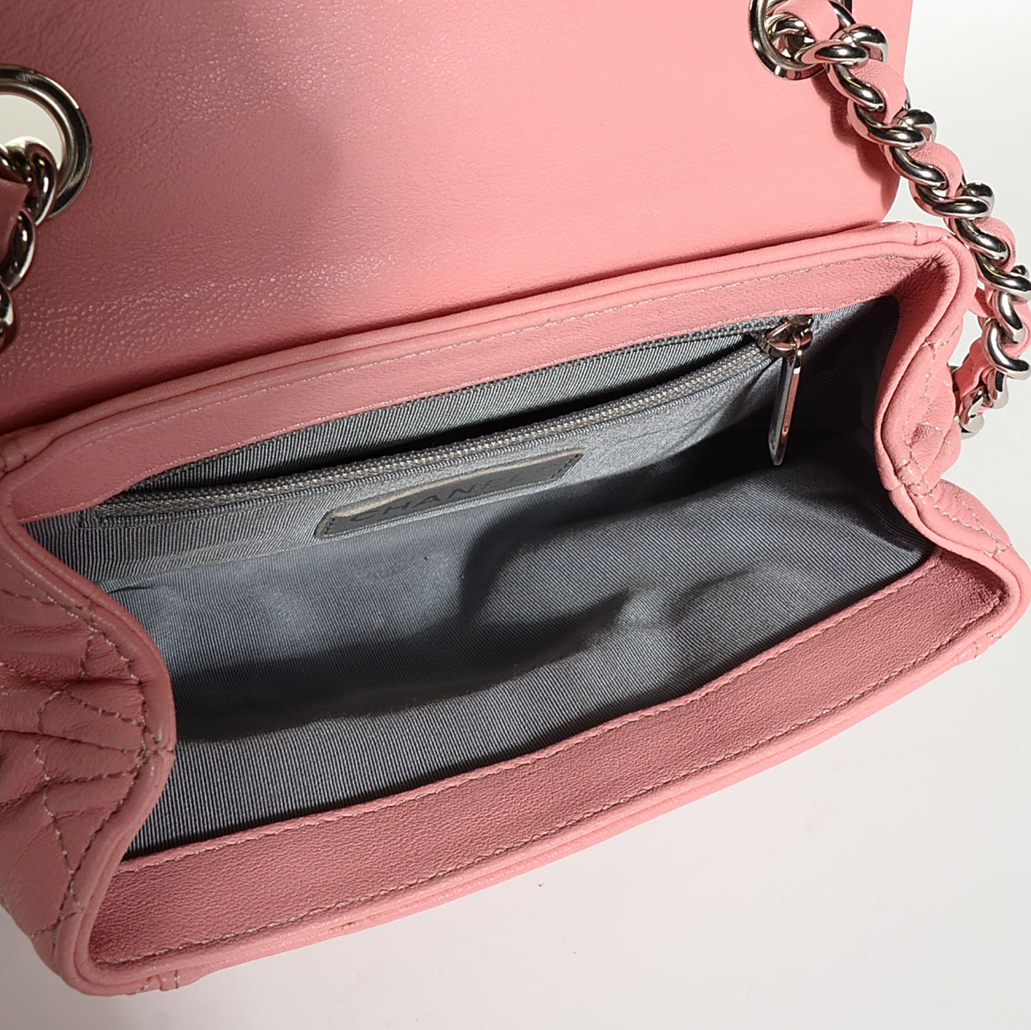 Washed Lambskin Quilted Mini Chain Around Messenger Pink