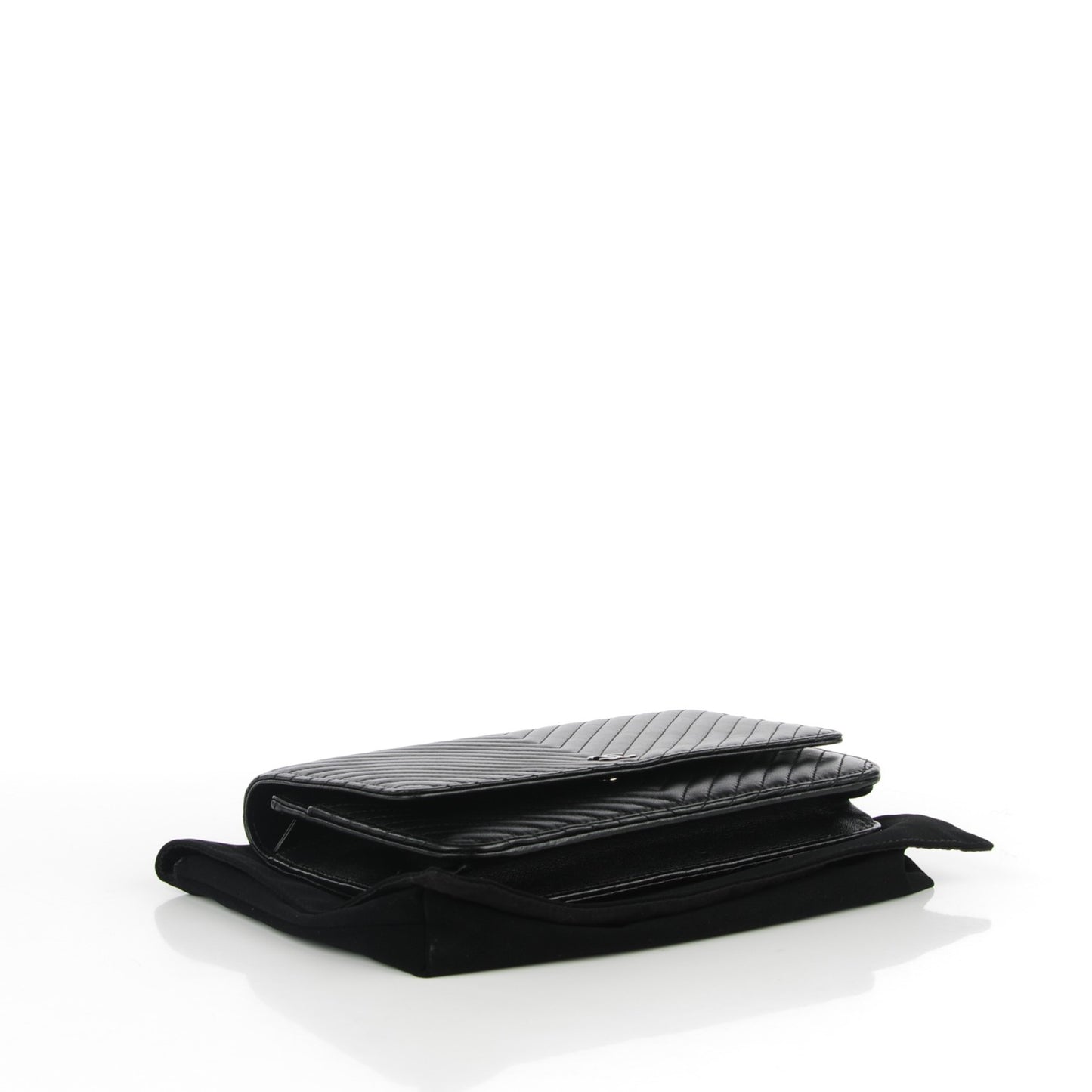 Calfskin Chevron Wallet On Chain WOC So Black