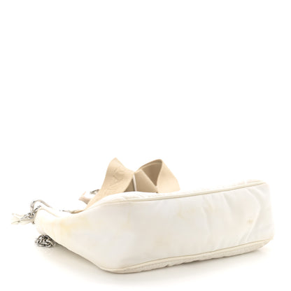 Prada Nylon Re-Edition 2005 Shoulder Bag White 4 of 16