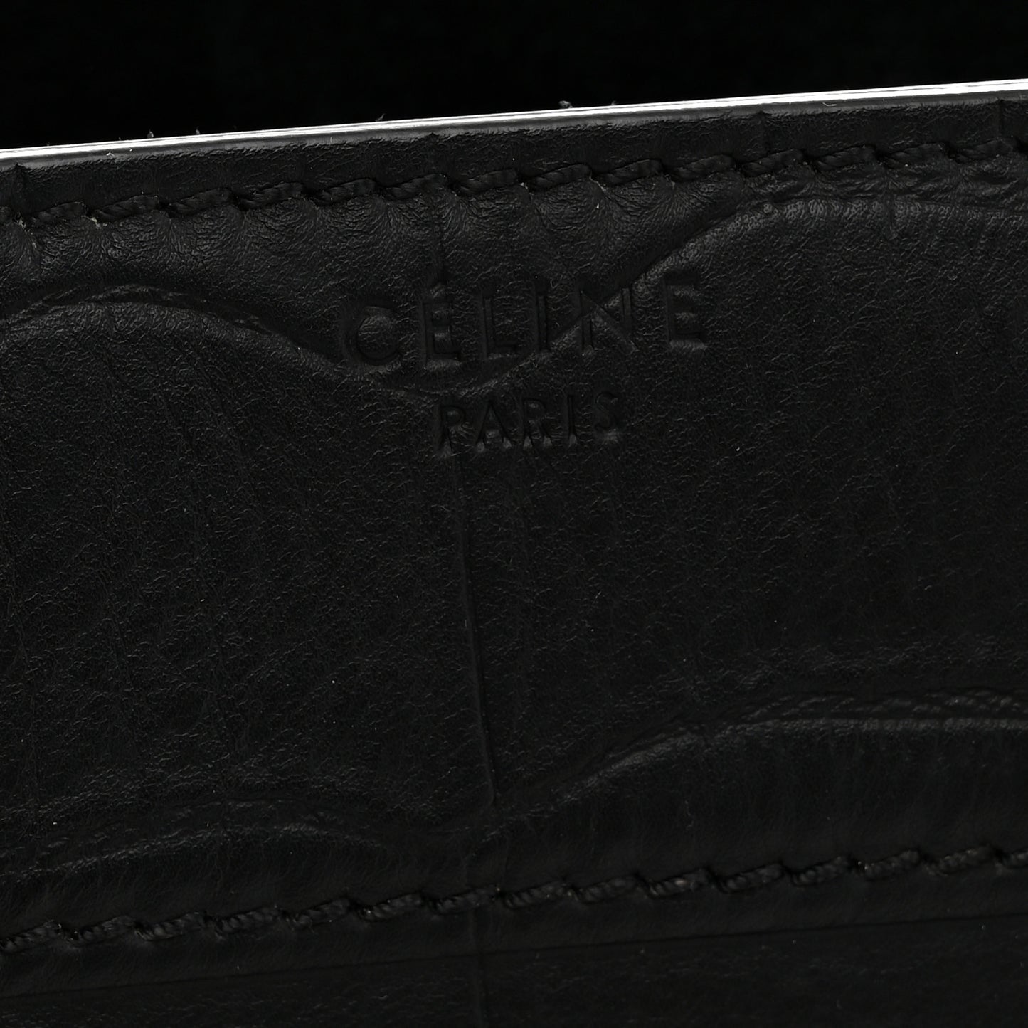Crocodile Embossed Calfskin Medium Phantom Luggage Black
