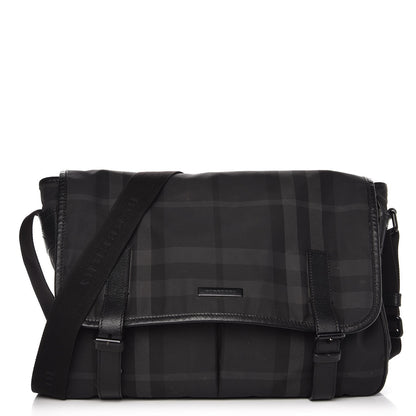 Burberry Smoked Check Medium Elgin Messenger Bag Black 1 of 10