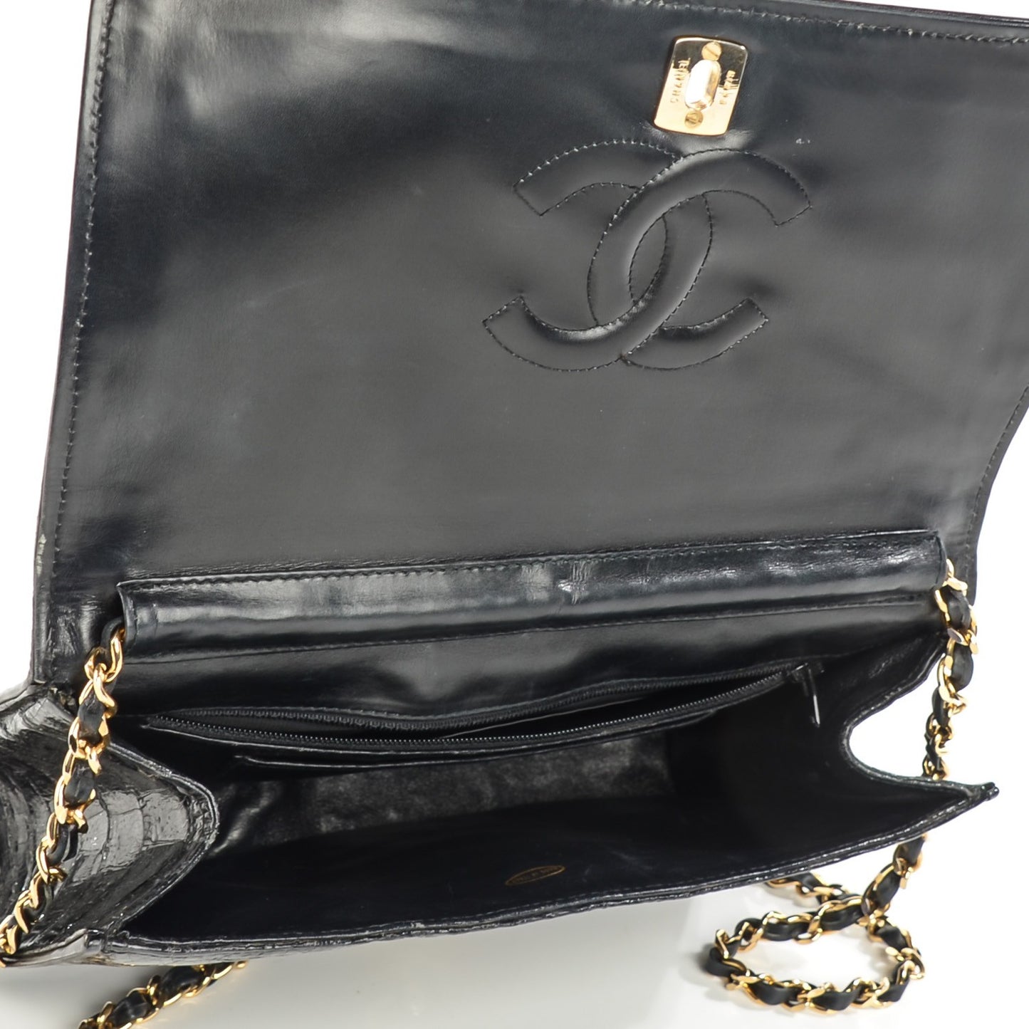 Alligator Medium Single Flap Black