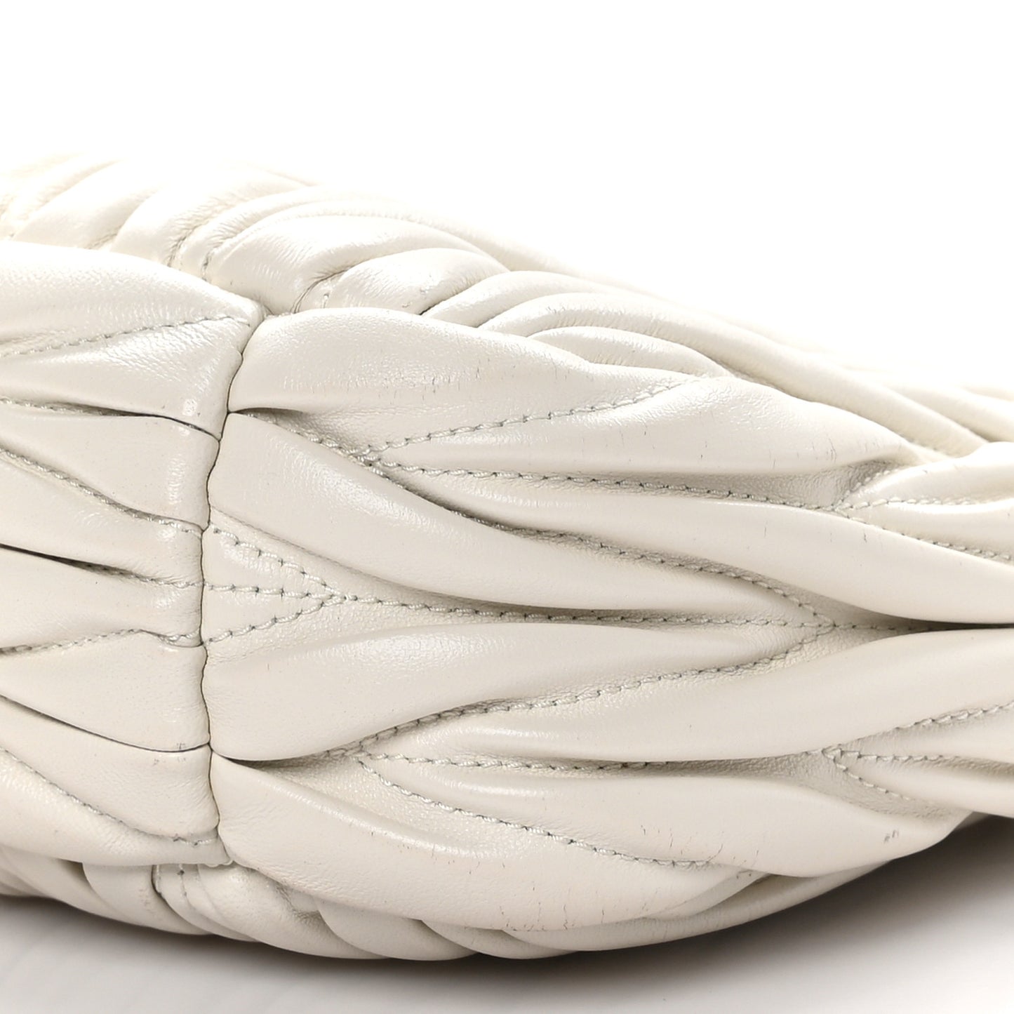 Nappa Matelasse Small Wander Hobo White