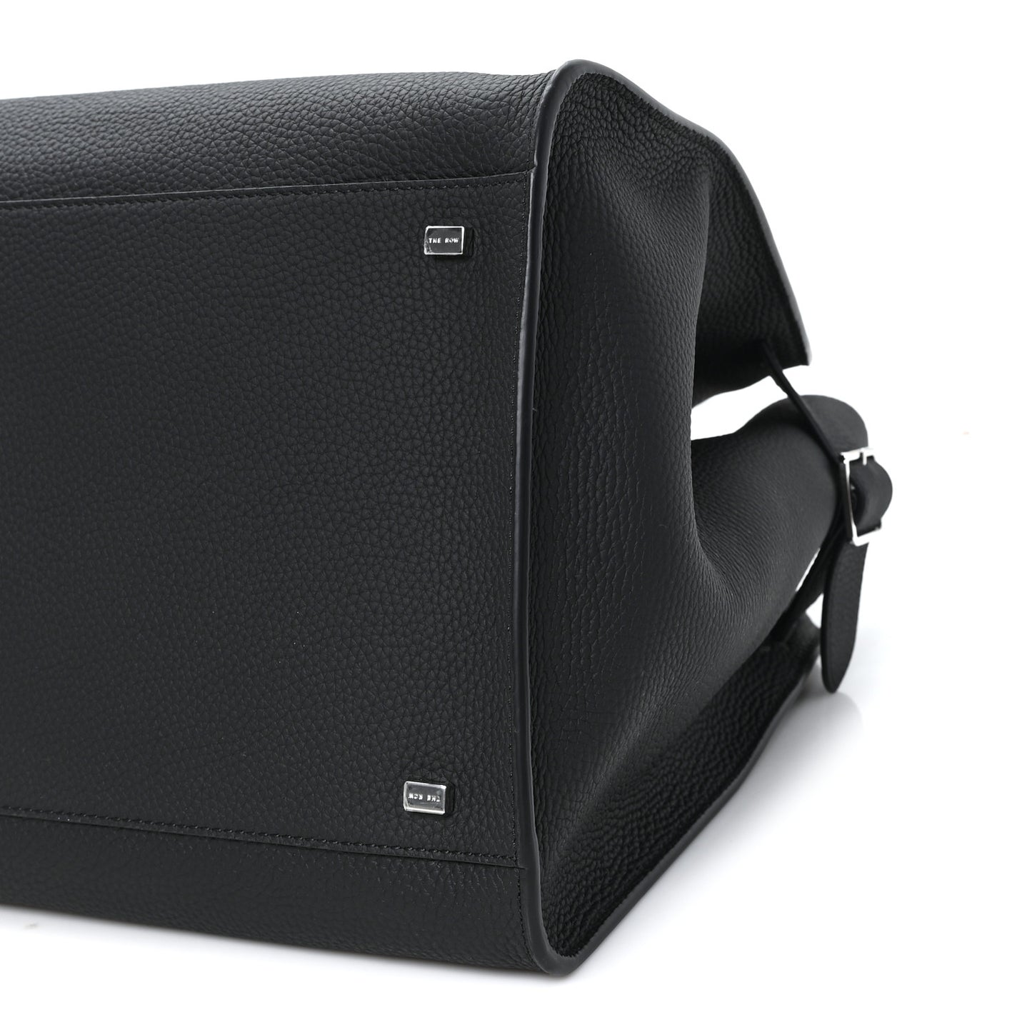 Grained Calfskin Soft Margaux 17 Black