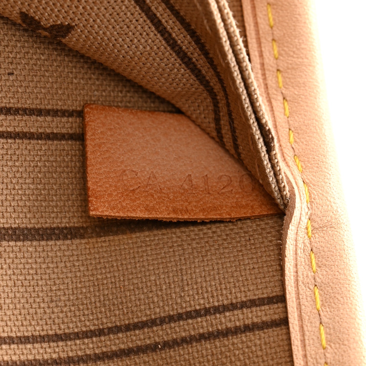 Louis Vuitton Monogram Neverfull MM 7 of 11