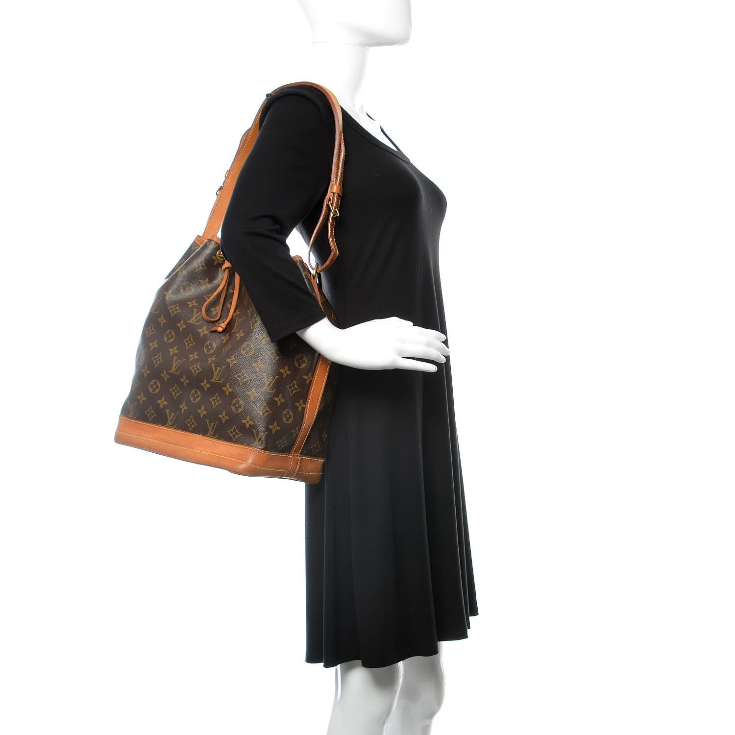 Louis Vuitton Monogram Noe 2 of 17