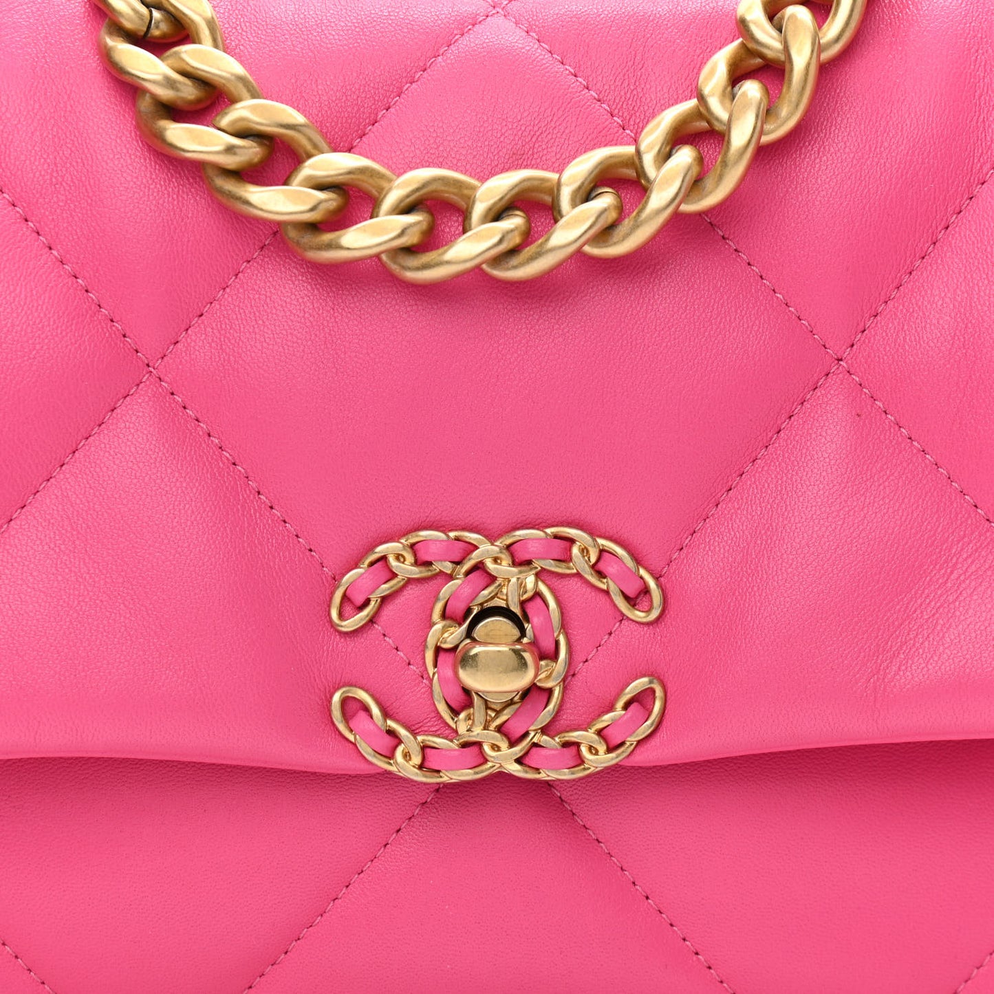 Lambskin Quilted Medium Chanel 19 Flap Pink