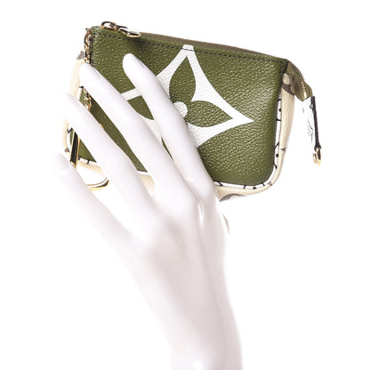 Louis Vuitton Monogram Giant Micro Pochette Accessories Kaki White 2 of 7