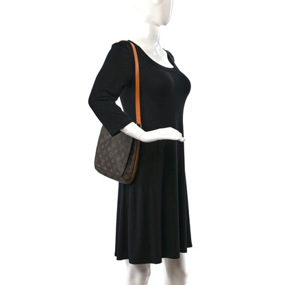 Louis Vuitton Monogram Musette Salsa 2 of 8