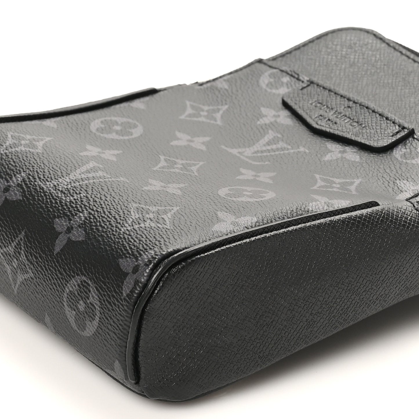 Taigarama Outdoor Slingbag Black