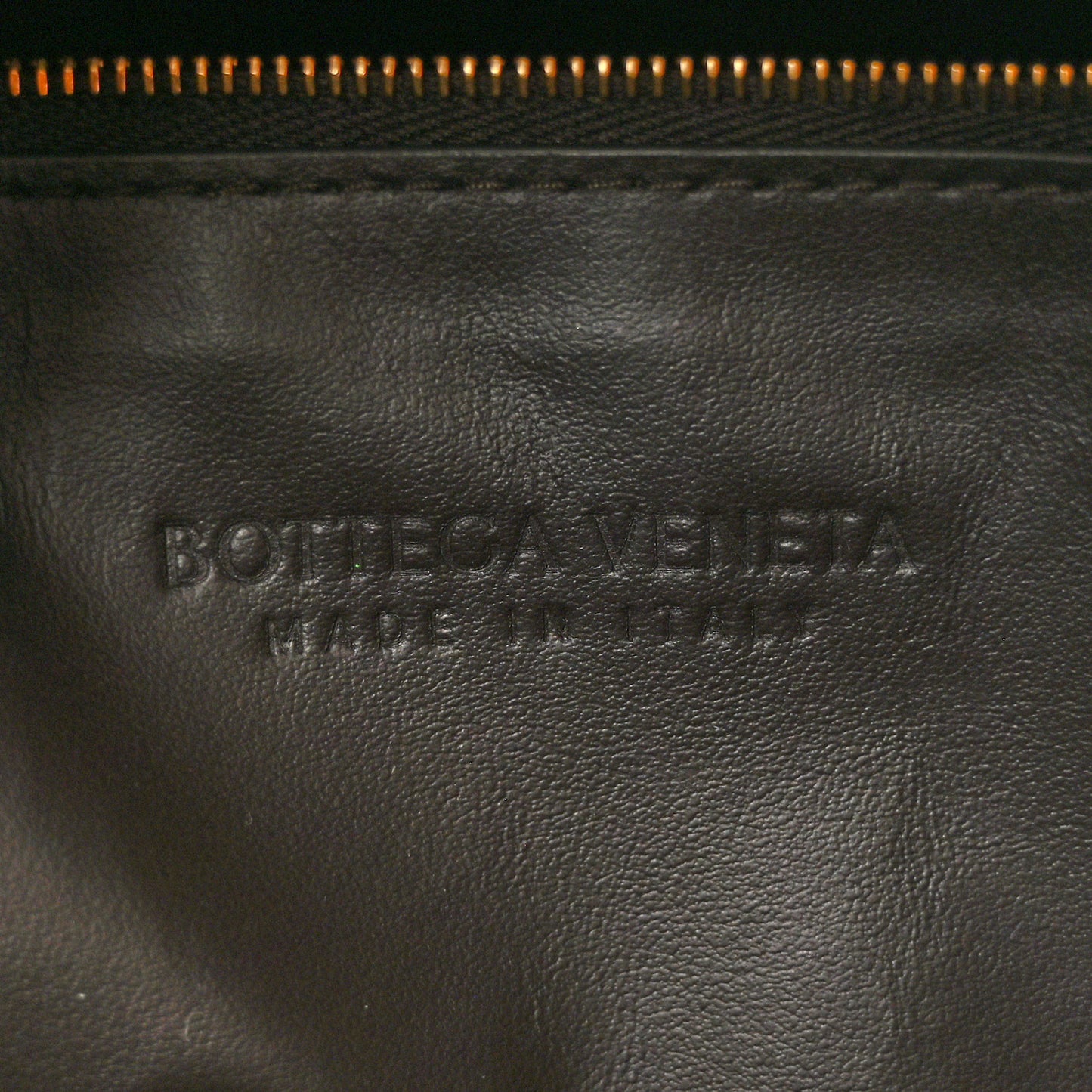 Calfskin Intrecciato Small Hop Fondant