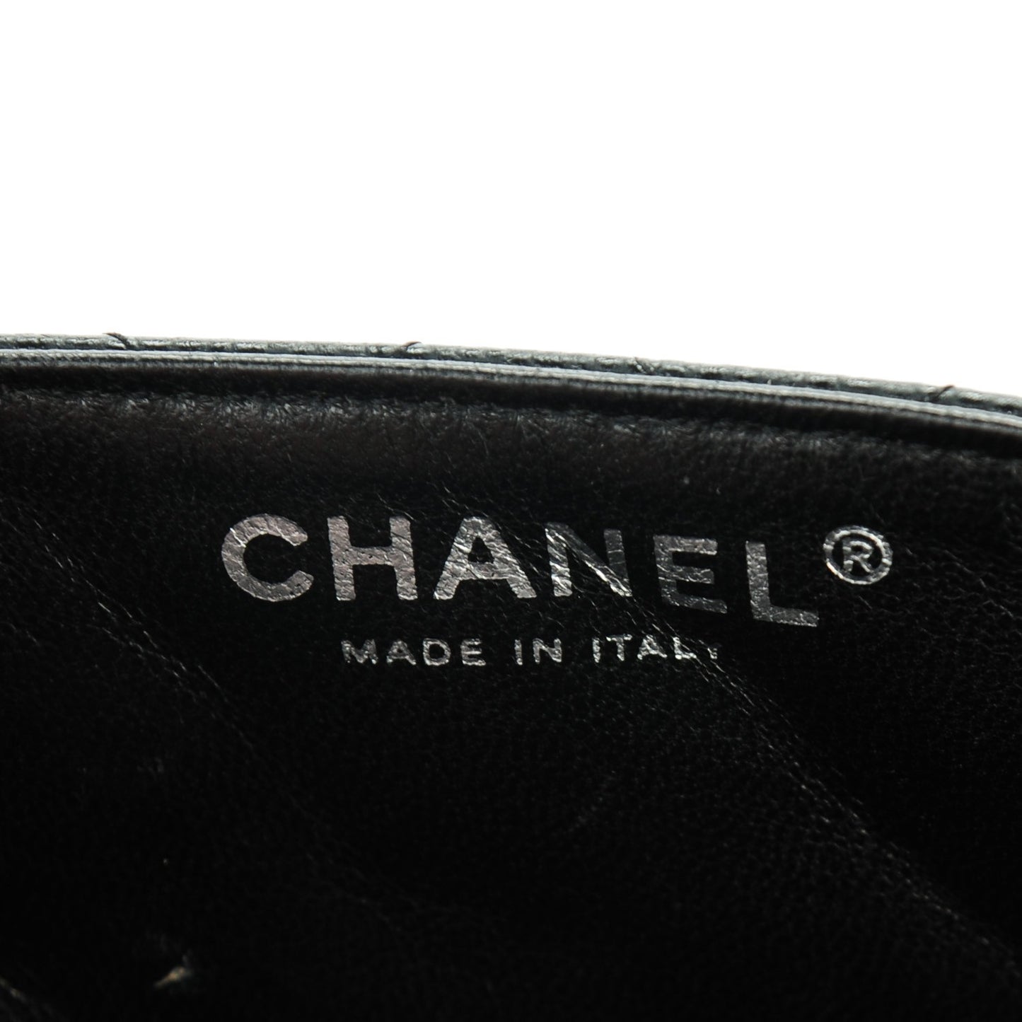 Caviar Quilted East West Flap Black