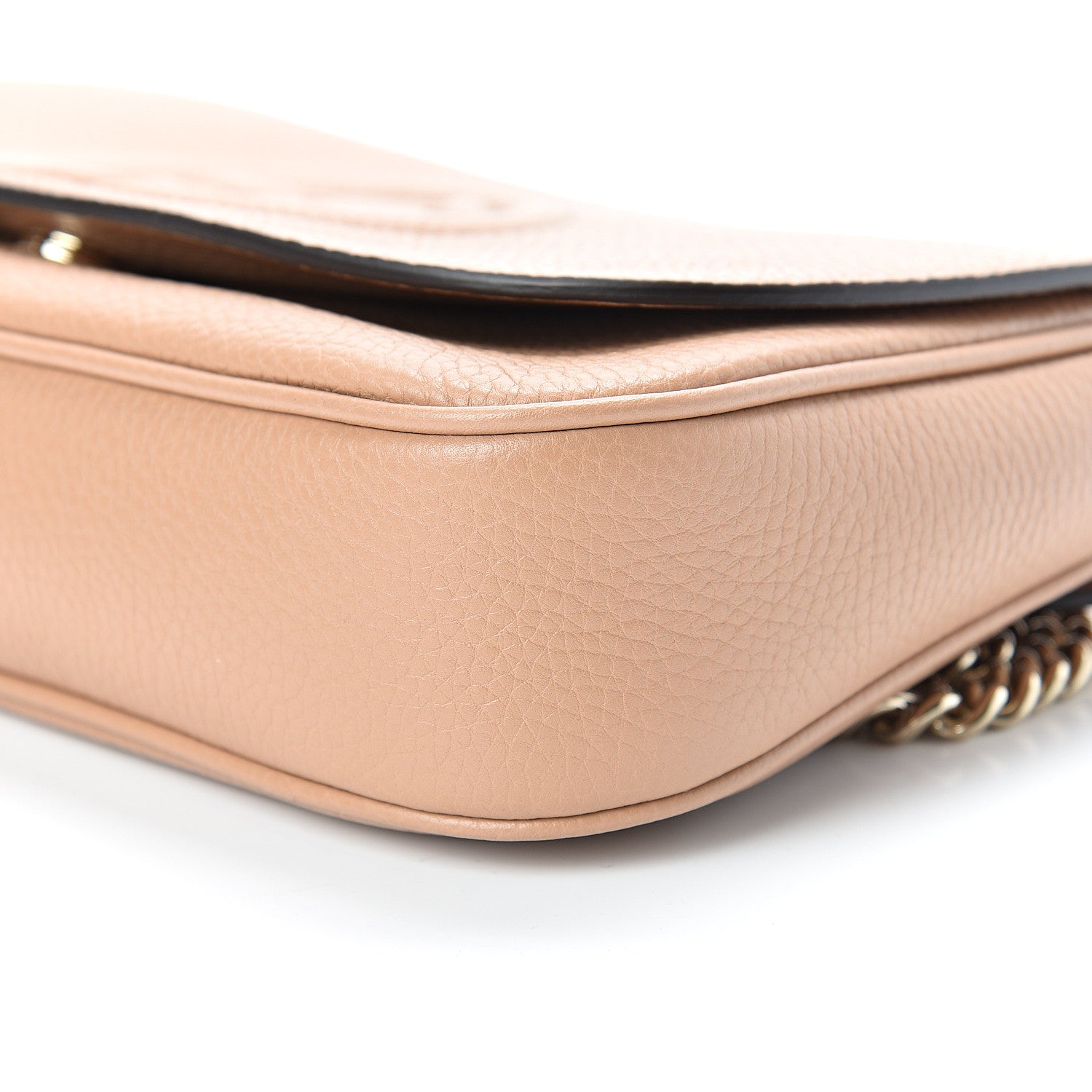 Gucci Pebbled Calfskin Medium Soho Flap Crossbody Camelia 9 of 9