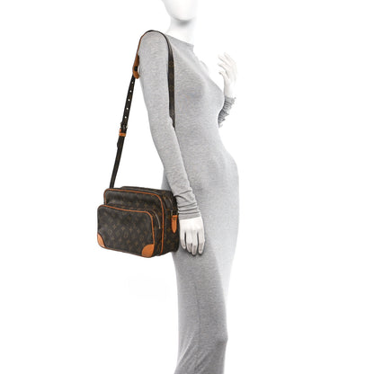 Louis Vuitton Monogram Nil 28 2 of 9