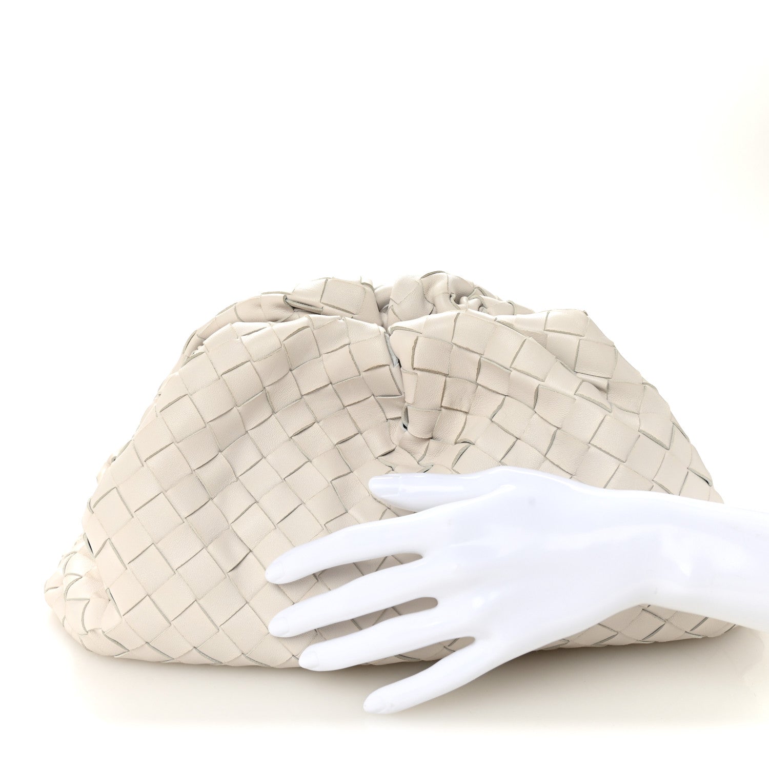 Bottega Veneta Nappa Maxi Intreccio The Pouch Oversized Clutch Plaster 2 of 10