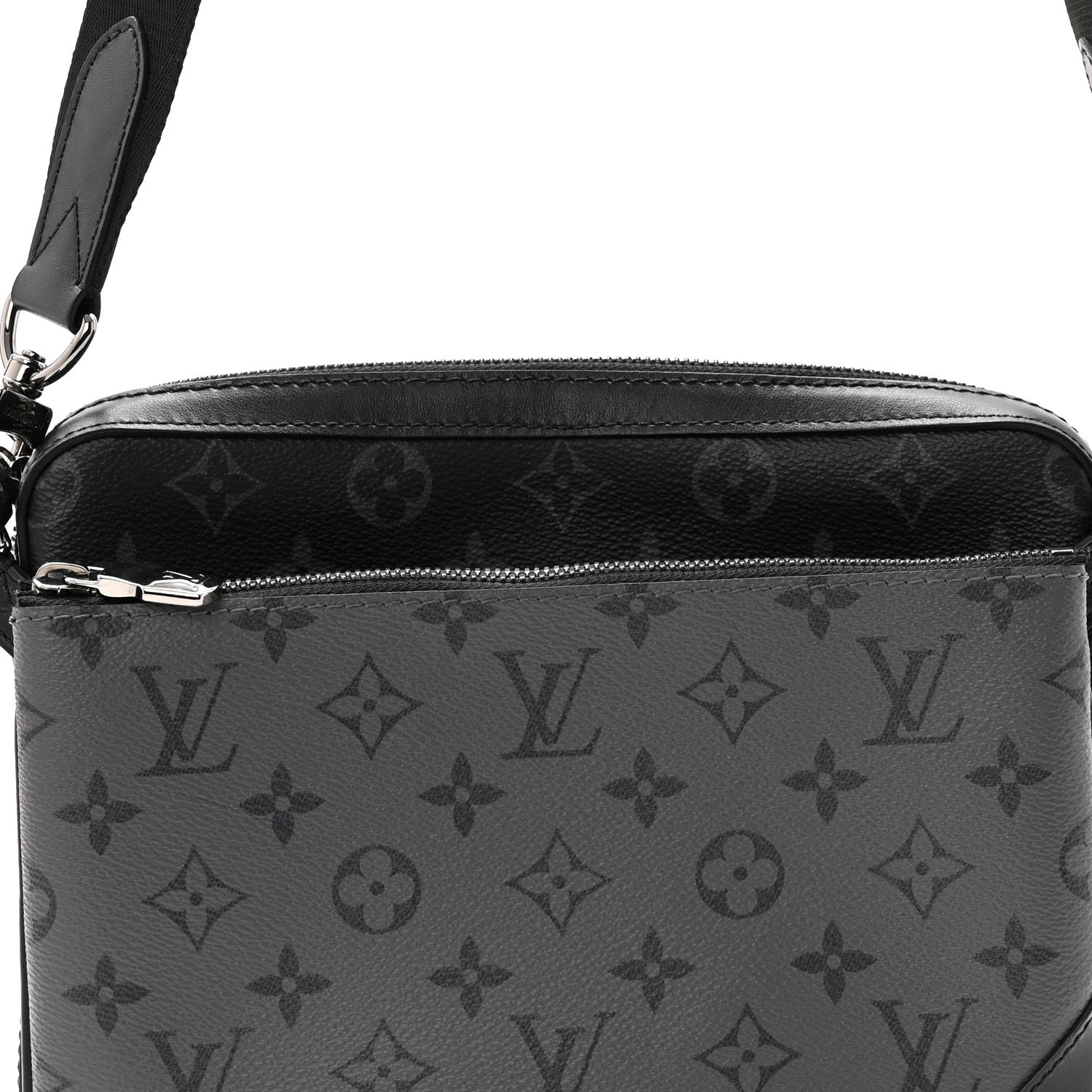 Louis Vuitton Reverse Monogram Eclipse Trio Messenger 8 of 11