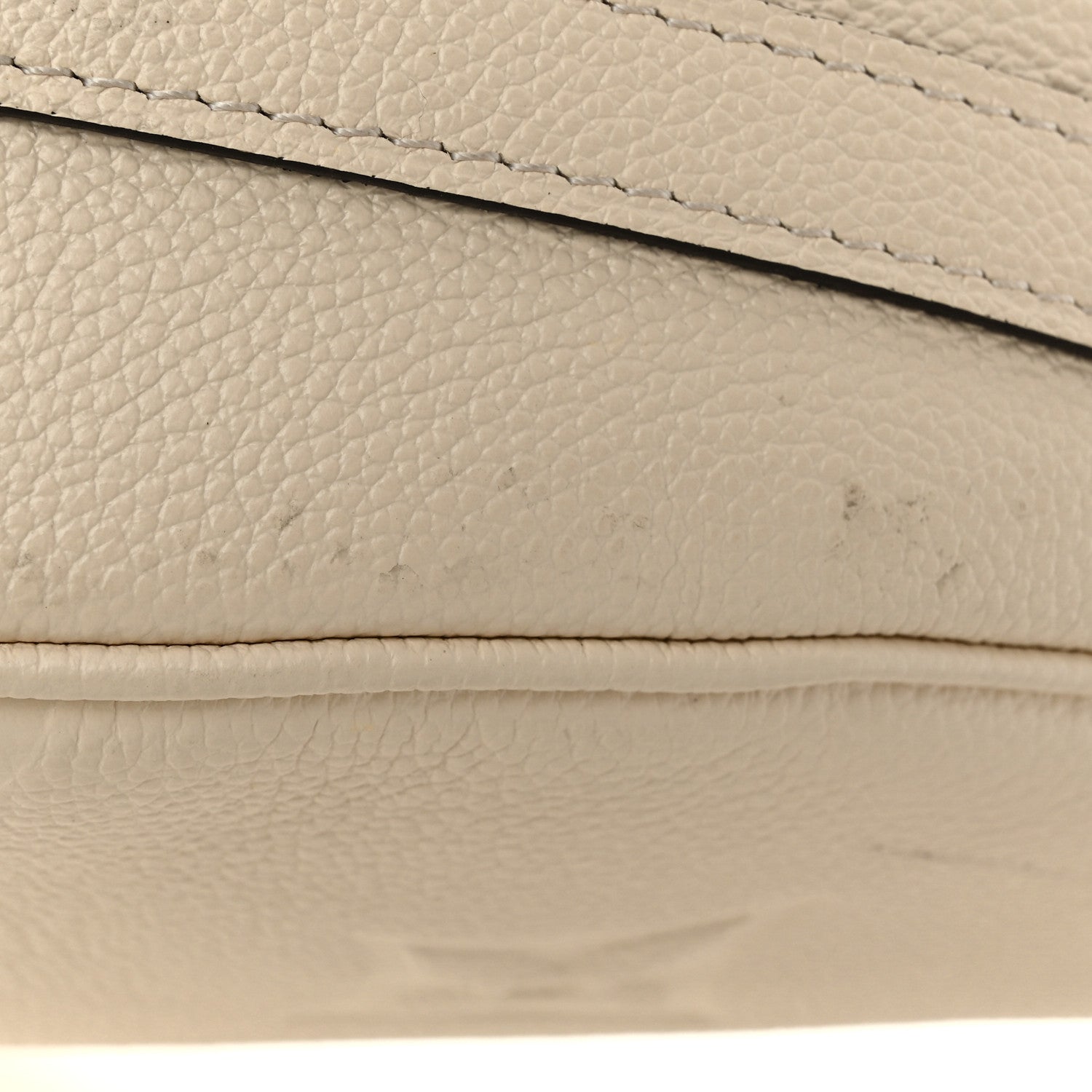 Louis Vuitton Empreinte Monogram Giant Loop Hobo Cream 10 of 12