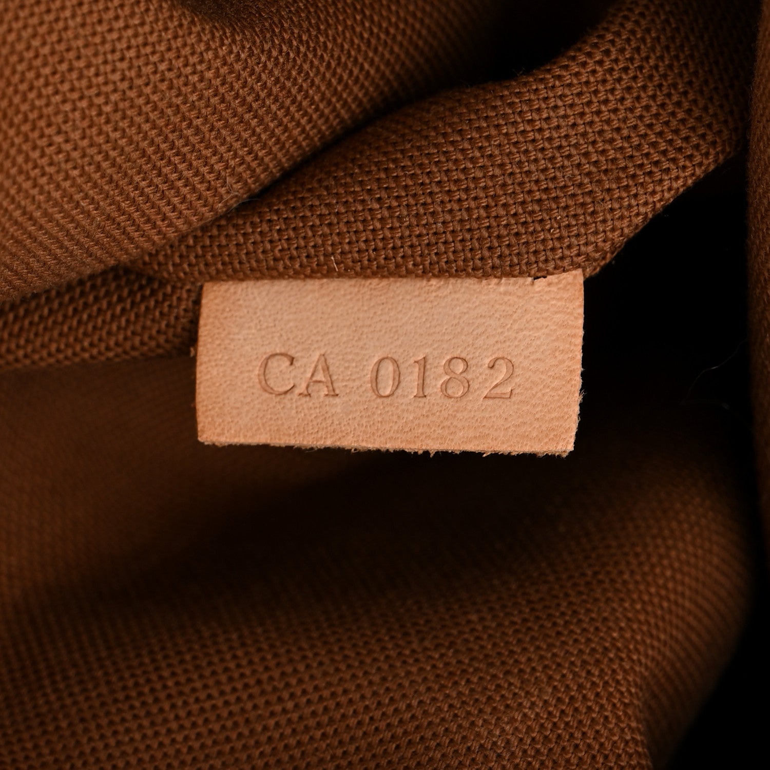 Louis Vuitton Monogram Cabas Beaubourg 7 of 13