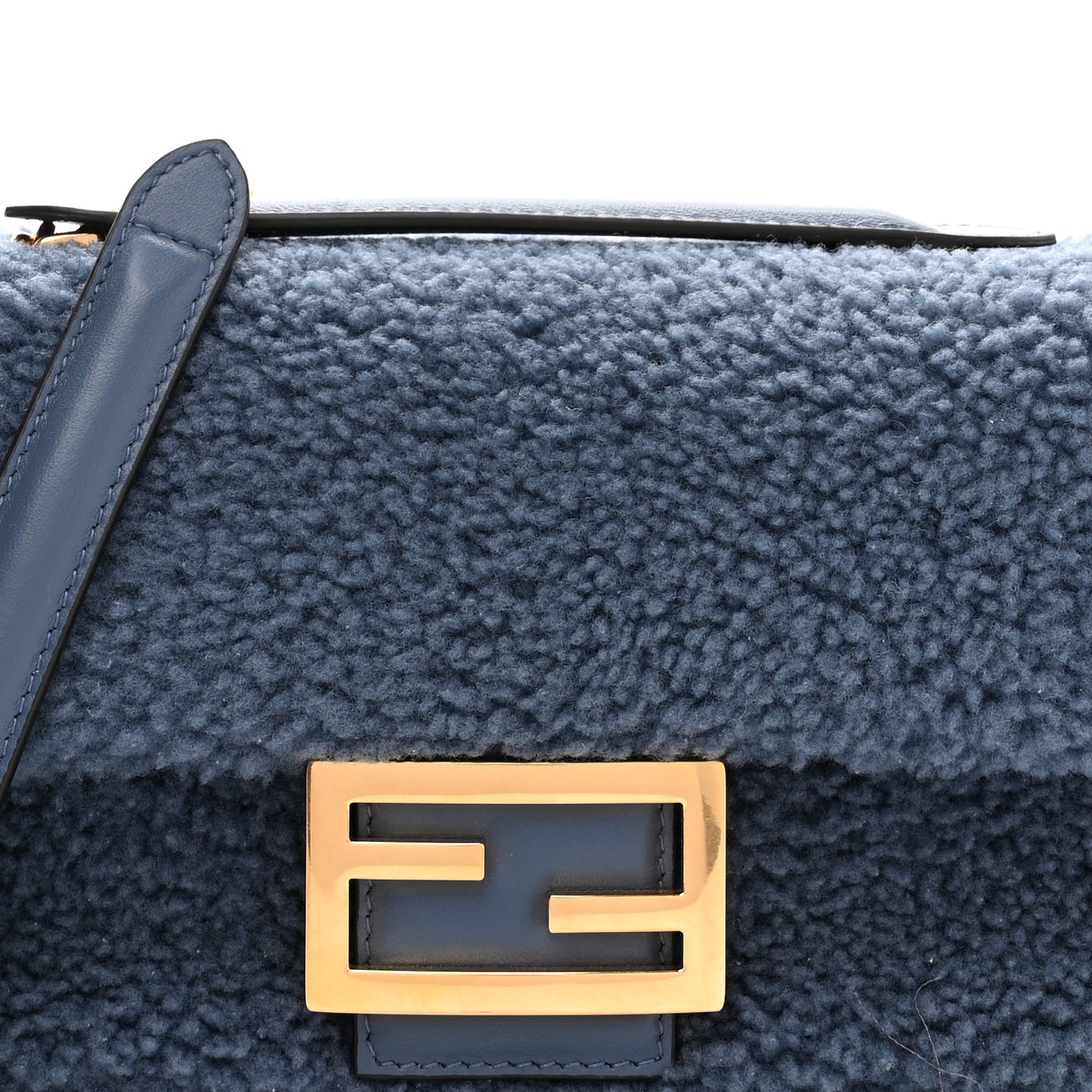Shearling FF Midi Chain Baguette Mirto
