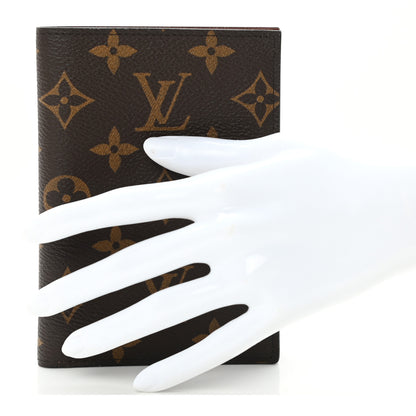 Louis Vuitton Monogram Passport Cover 2 of 6
