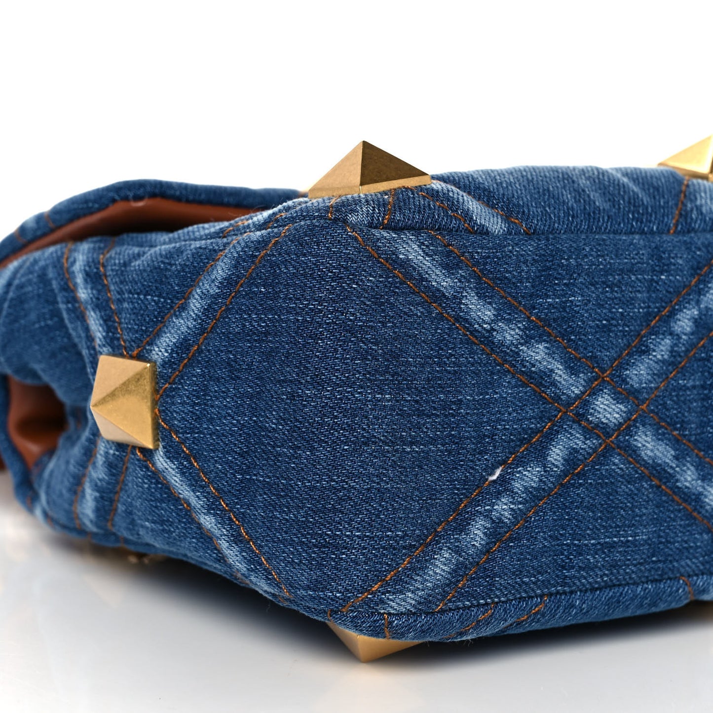 Denim Medium Roman Stud Shoulder Bag Light Denim Selleria