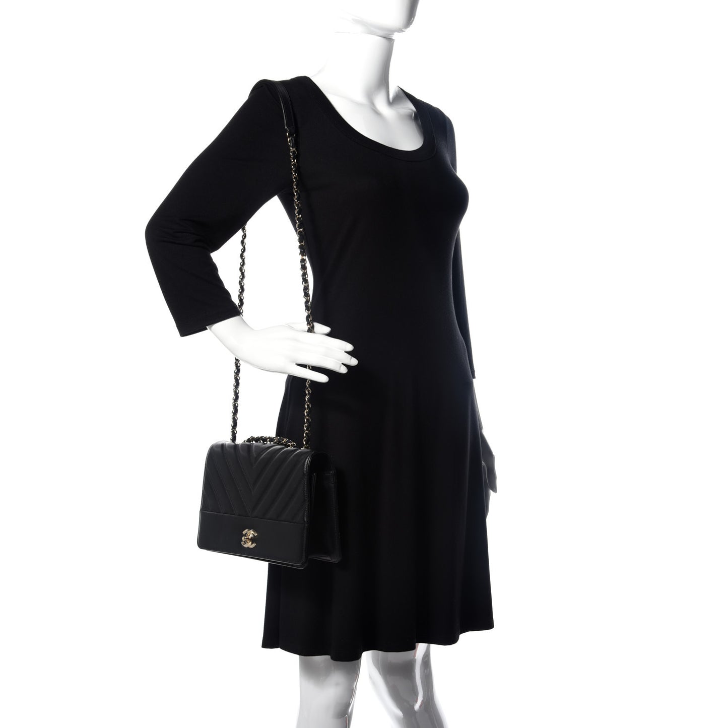 Lambskin Chevron Quilted Flap Black