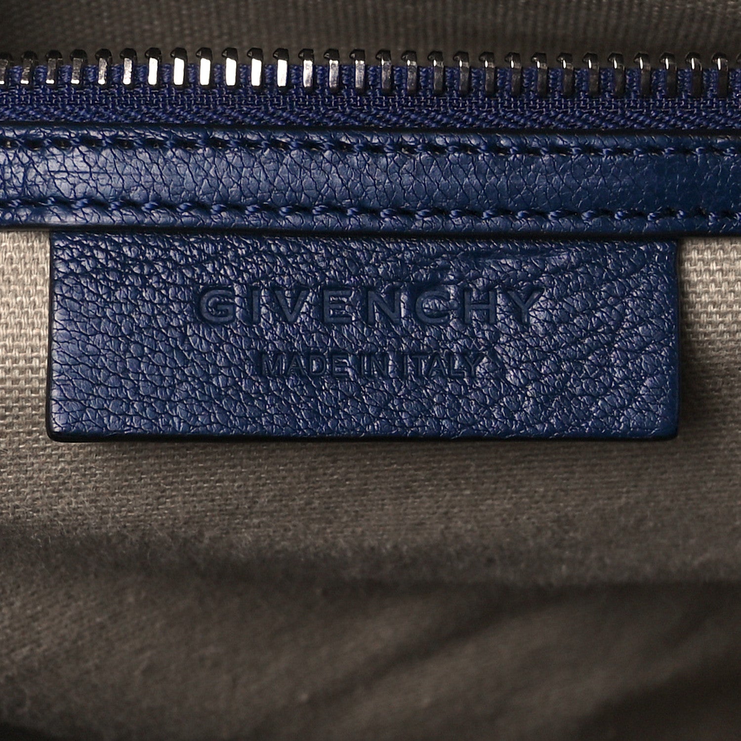 Givenchy Sugar Goatskin Medium Antigona Night Blue 5 of 12