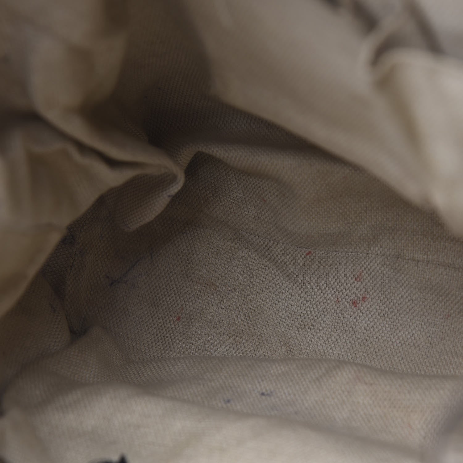 Gucci Metallic Pebbled Calfskin Medium Soho Chain Shoulder Bag Golden Beige 7 of 17