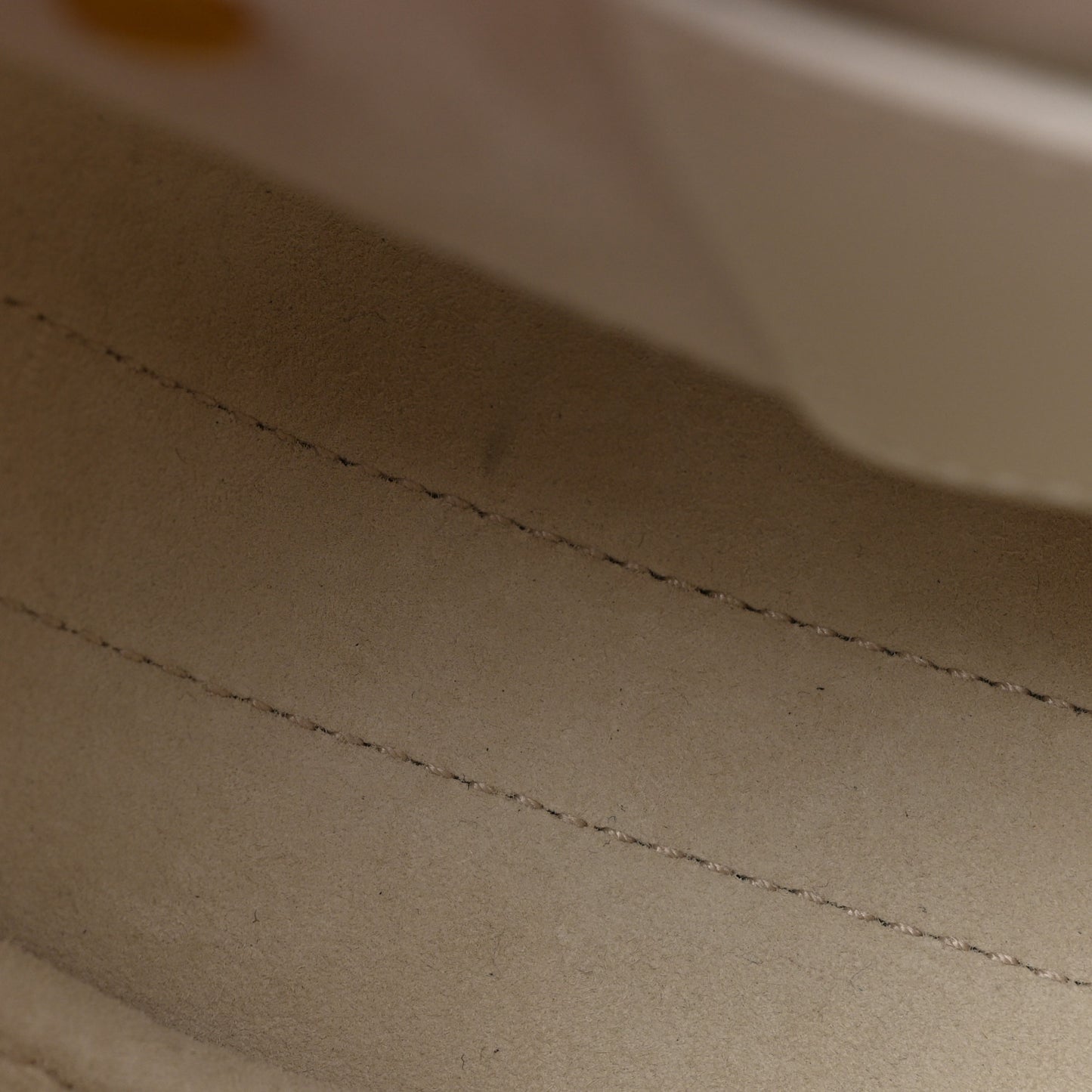 Box Calfskin Medium Bobby Flap Latte