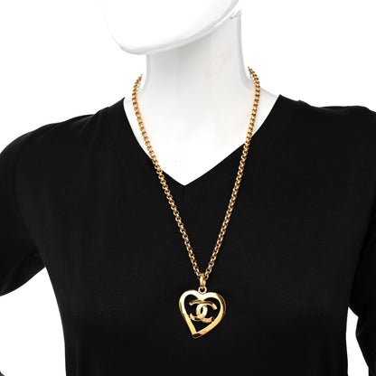 Chanel CC Heart Chain Pendant Necklace Gold 2 of 7