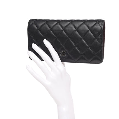 Chanel Lambskin Quilted Yen Wallet Black 2 of 14